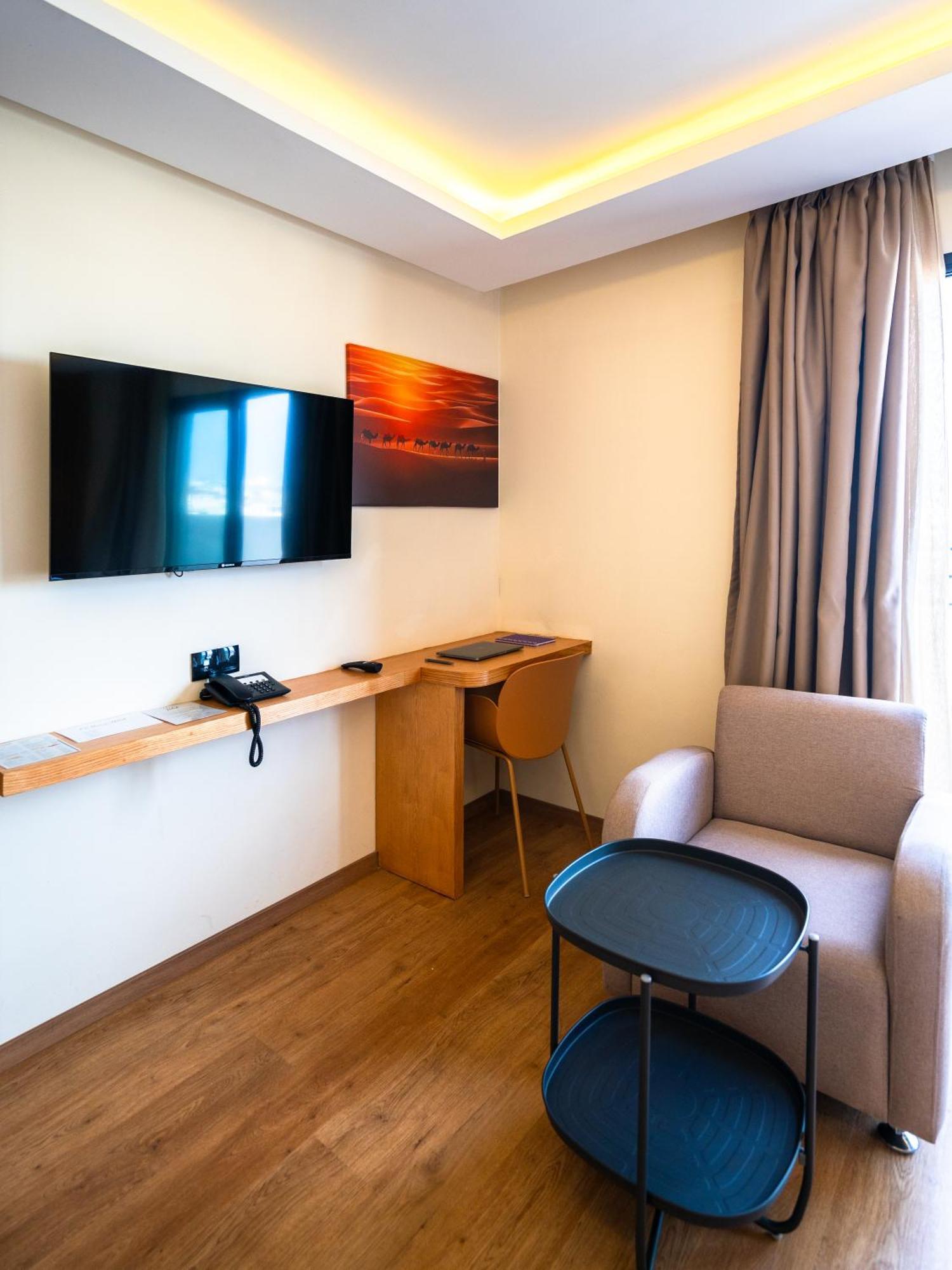 Unico Hotel Maarif 卡萨布兰卡 外观 照片