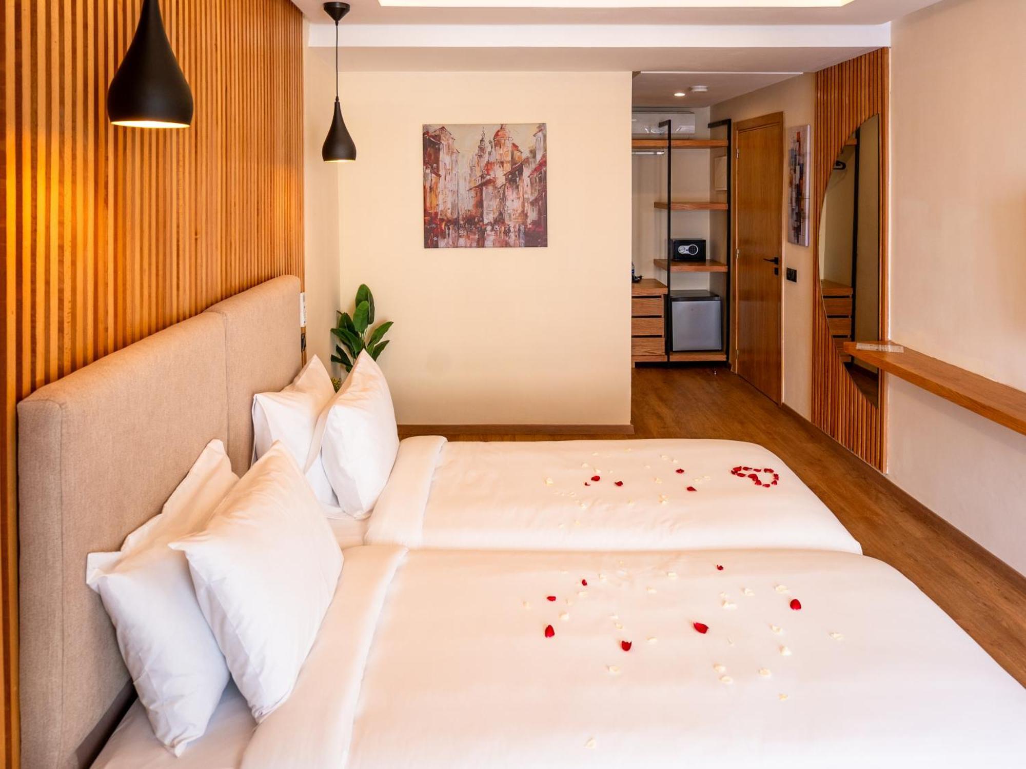 Unico Hotel Maarif 卡萨布兰卡 外观 照片