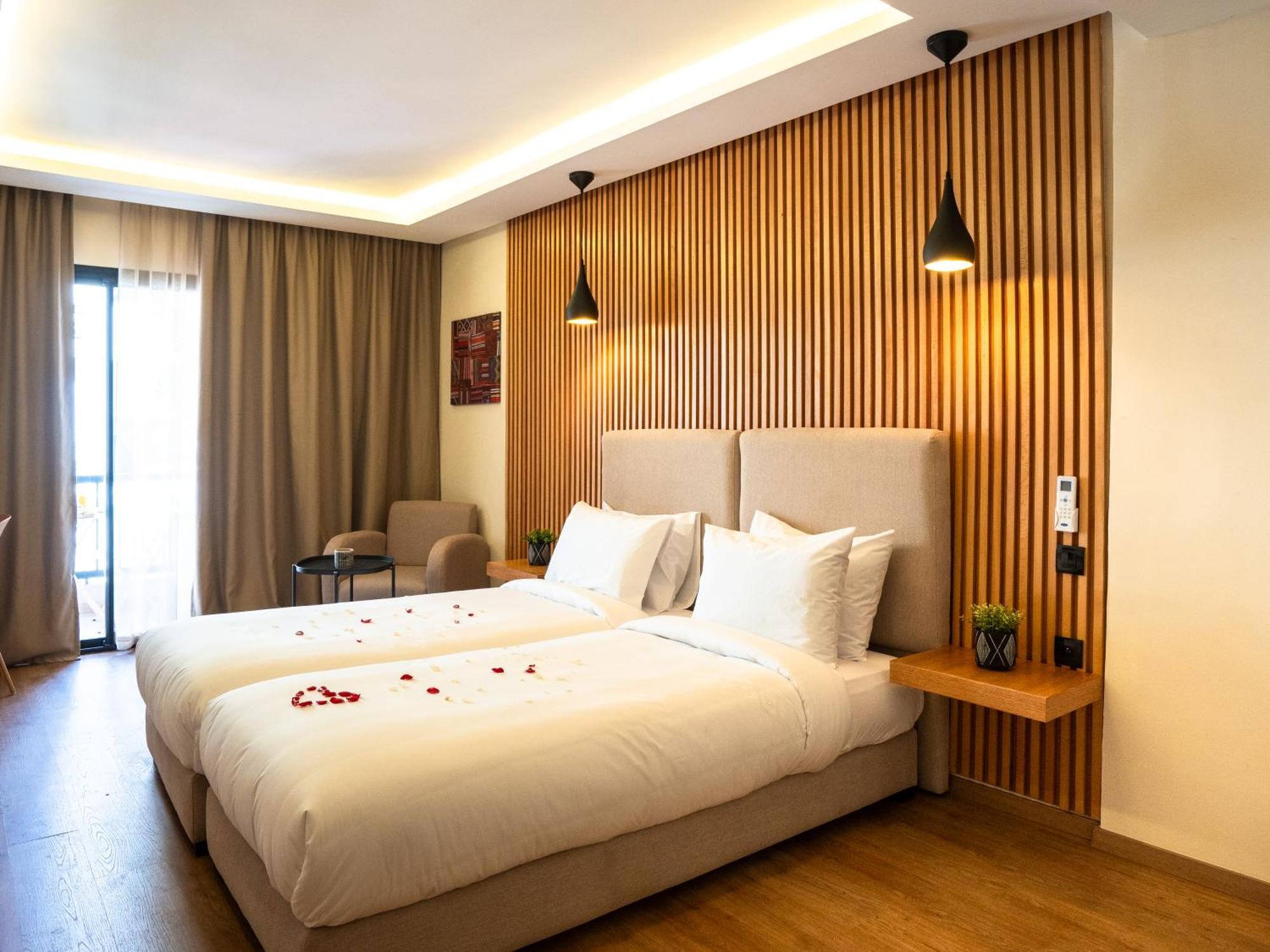 Unico Hotel Maarif 卡萨布兰卡 外观 照片