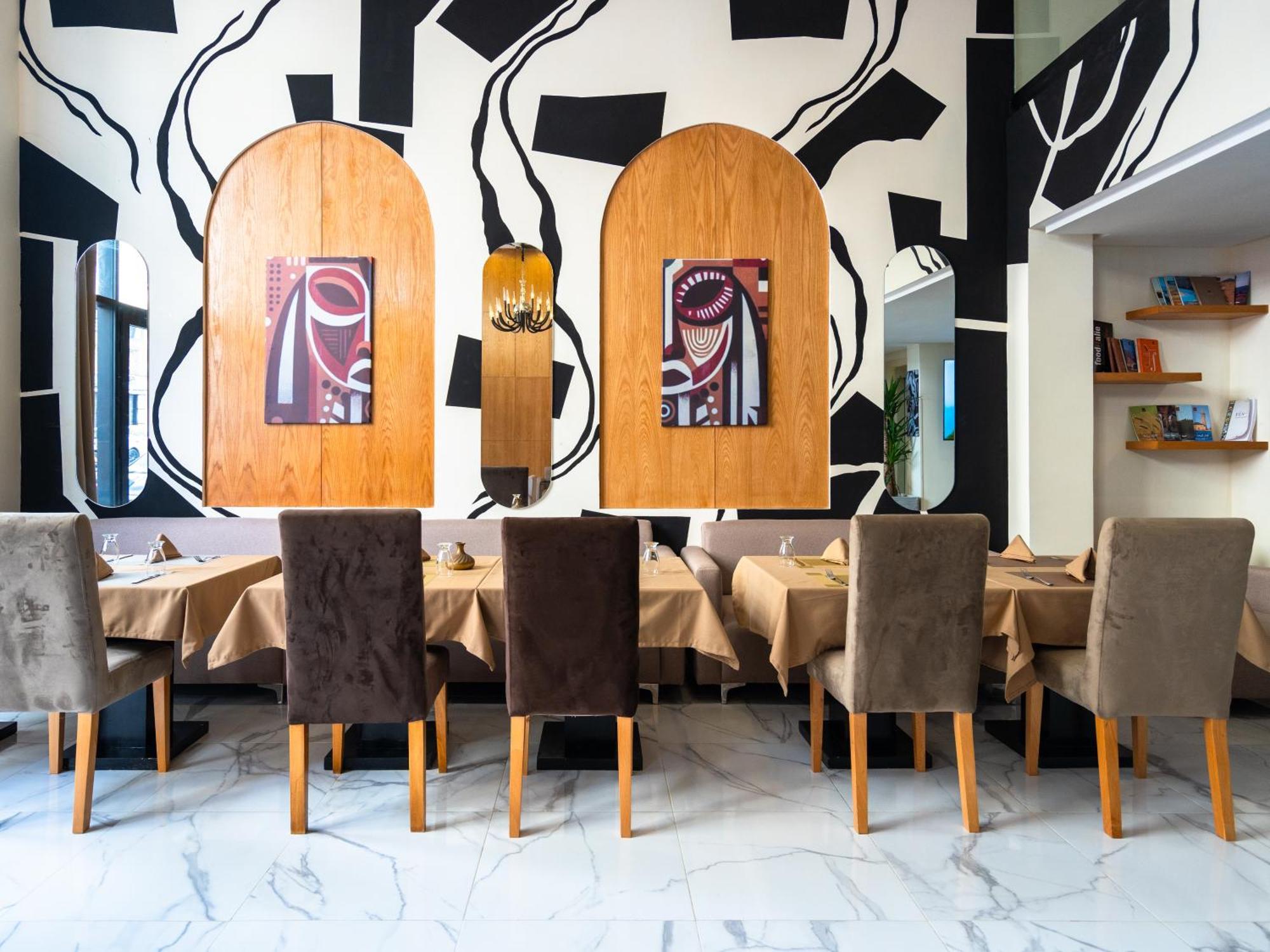 Unico Hotel Maarif 卡萨布兰卡 外观 照片
