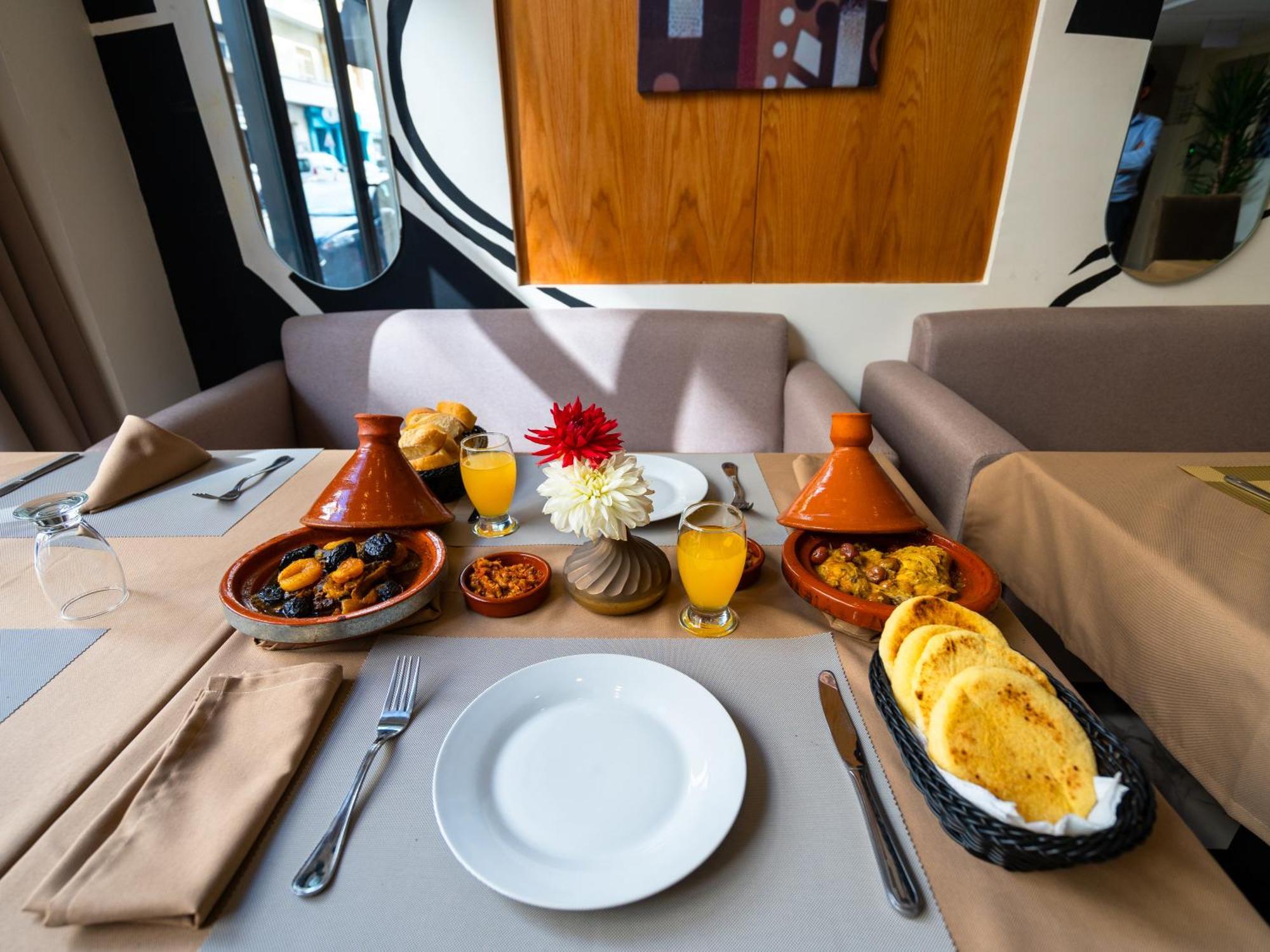 Unico Hotel Maarif 卡萨布兰卡 外观 照片